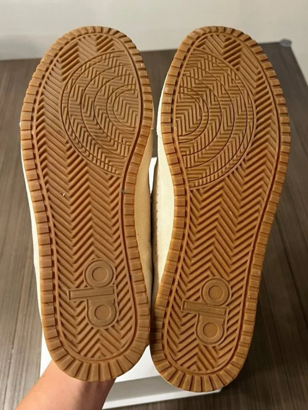 ALO Sunset Sneaker - Sandstone
